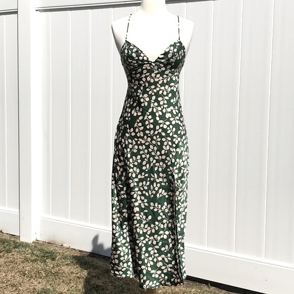 NWT Hello Molly Green and Tan Leaf Printed Strap Maxi Dress Size 4 - Picture 2 of 16